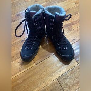 Women's Oboz Juniper Insulated hiking Boots